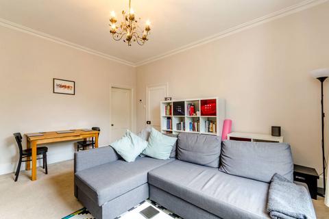 Flat 3, 6 Ridgway, London, SW19 4QN