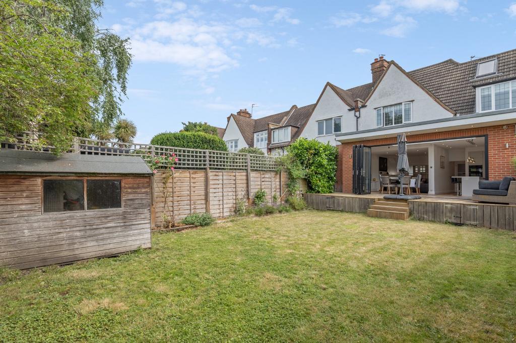 Ellerton Road, London, SW18 4 bed terraced house £1,800,000