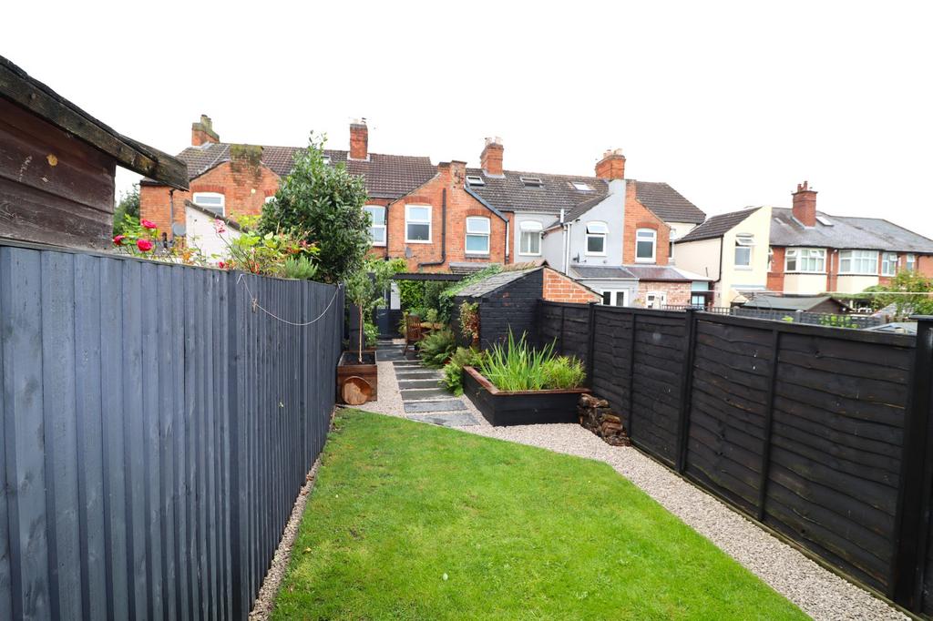 New Street, Barrow Upon Soar, LE12 2 bed terraced house for sale £250,000
