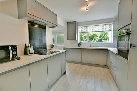 19 Callaley Avenue, Whickham, Newcastle Upon Tyne, NE16 5YR