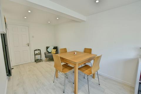 19 Callaley Avenue, Whickham, Newcastle Upon Tyne, NE16 5YR