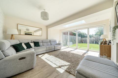4 bedroom end of terrace house for sale - Bure Park,  Bicester,  Oxfordshire,  OX26