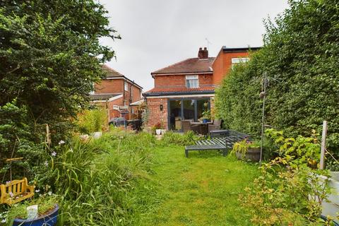 6 Calder Avenue, Ormskirk, L39 4SF