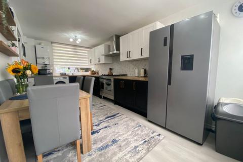 21 Windermere Way, Northampton, NN3 6PA