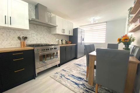 21 Windermere Way, Northampton, NN3 6PA
