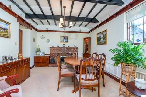 5 Branscombe Square, Southend-on-sea, SS1 3QD