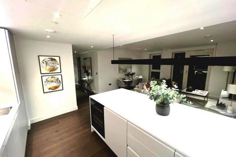 2 bedroom flat to rent, Belvedere Row Apartments London W12