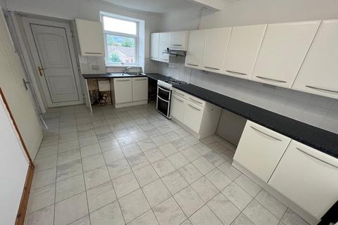 43 Crawshay Road, Tonypandy, CF40 1TE