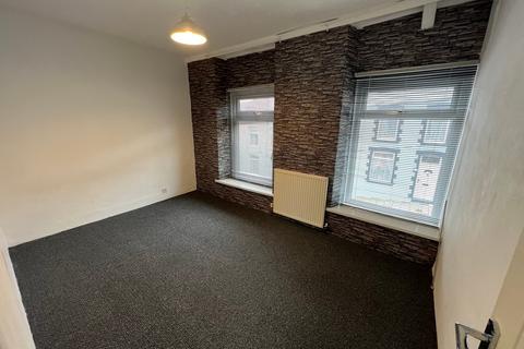 43 Crawshay Road, Tonypandy, CF40 1TE
