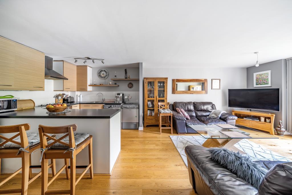 Kitchen/Reception