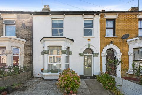 28 First Avenue, Manor Park, London, E12 6AN