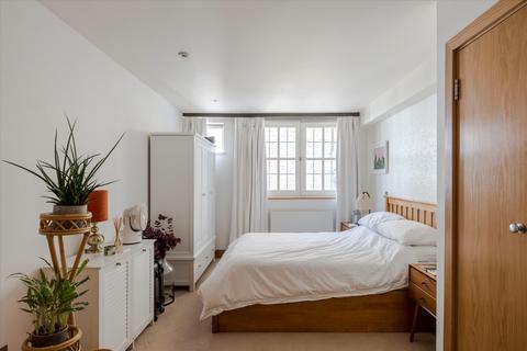 2 bedroom house for sale - Brook Mews North, Bayswater,  W2
