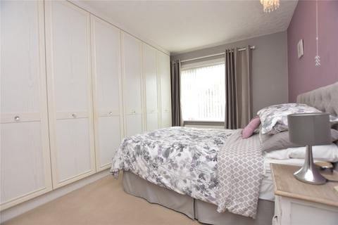 3 bedroom semi-detached house for sale, Waterloo Lane, Leeds, West Yorkshire