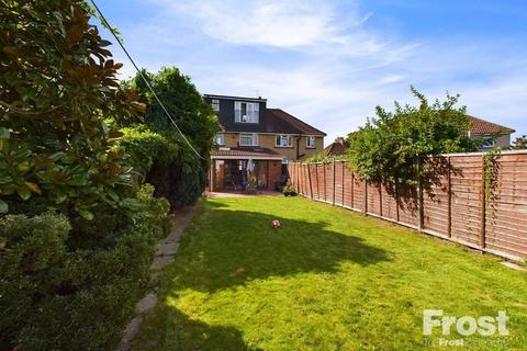 4 bedroom semi-detached house for sale, Vernon Road, Feltham, TW13