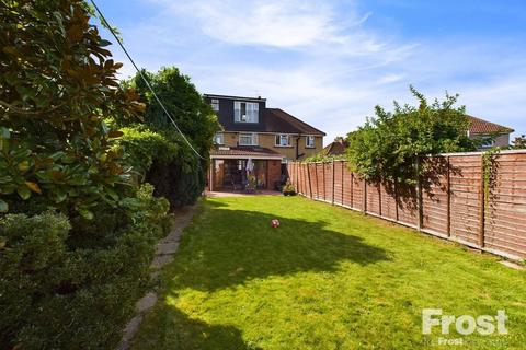 16 Vernon Road, Feltham, TW13 4LH