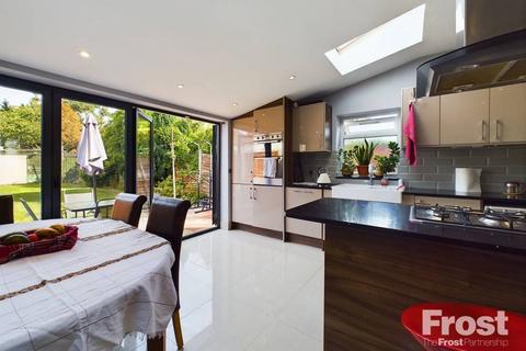16 Vernon Road, Feltham, TW13 4LH