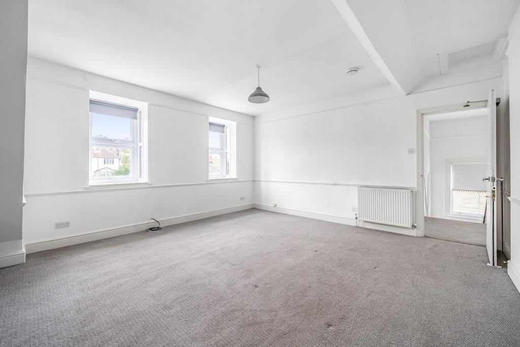 Sandford Road, Bromley 2 bed flat for sale £350,000