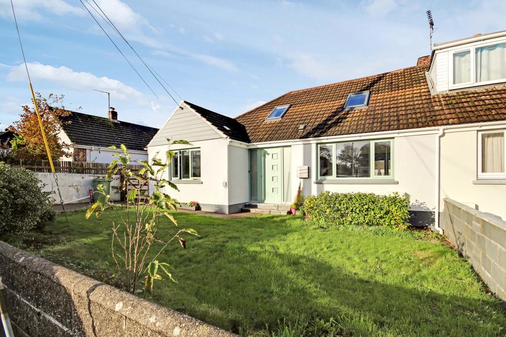 Ellerslie Road, Barnstaple EX31 4 bed semidetached bungalow £350,000