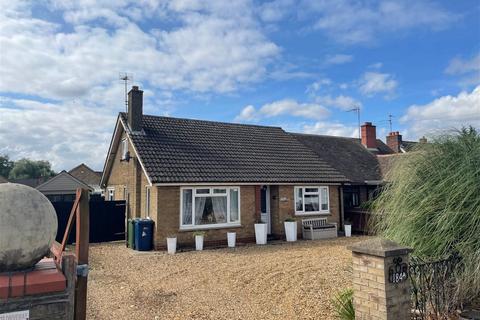 3 bedroom detached house for sale, Wisbech Road, March