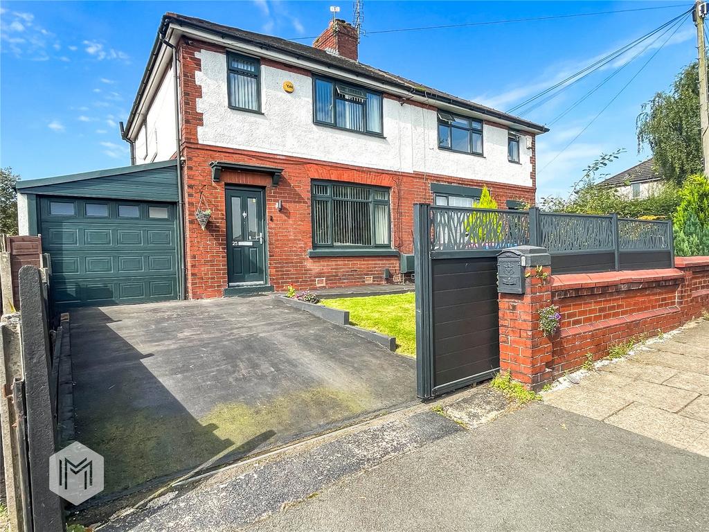 Ash Drive, Wardley, Swinton... 3 bed semidetached house £275,000