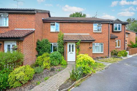 3 bedroom terraced house for sale - Wych Hill Park, Woking, GU22