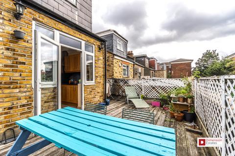 3 bedroom flat to rent, Moresby Road, Upper Clapton, Hackney, E5