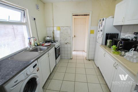 23 Angle Road, Grays, RM20 4AP