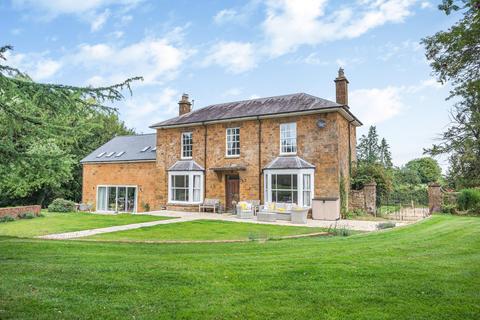 6 bedroom detached house for sale, The Slade, Fenny Compton, Southam, Warwickshire