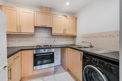 2 bedroom apartment for sale, International Way, Sunbury-on-Thames, Surrey, TW16
