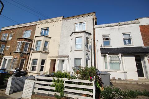 2 bedroom flat for sale, Rucklidge Avenue, Harlesden, London NW10