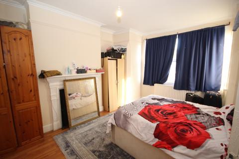 3 bedroom maisonette for sale - Crouch Road, Neasden, London NW10