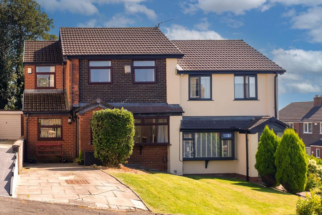 Barnfield Close, Egerton, Bolton, BL7 4 bed semidetached house for
