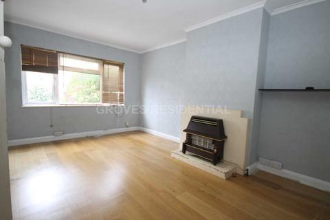 39 Albemarle Gardens, New Malden, KT3 5BB