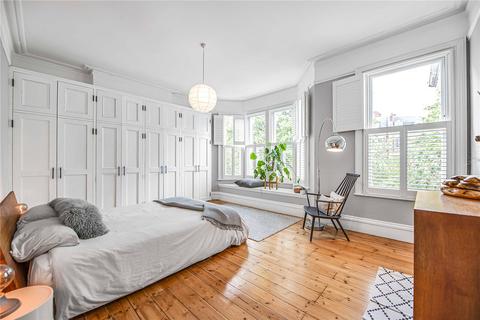 233 Brixton Hill, London, SW2 1NR