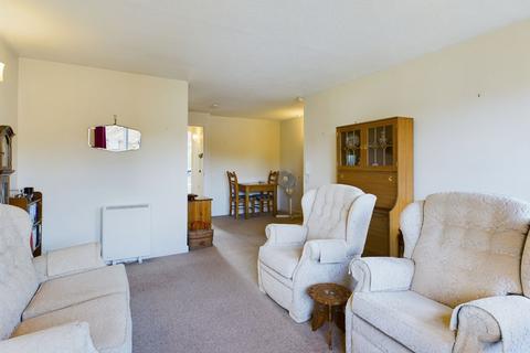 1 bedroom apartment for sale, Richmond Court, Towcester, NN12