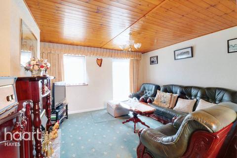 54 Minet Drive, Hayes, UB3 3JW