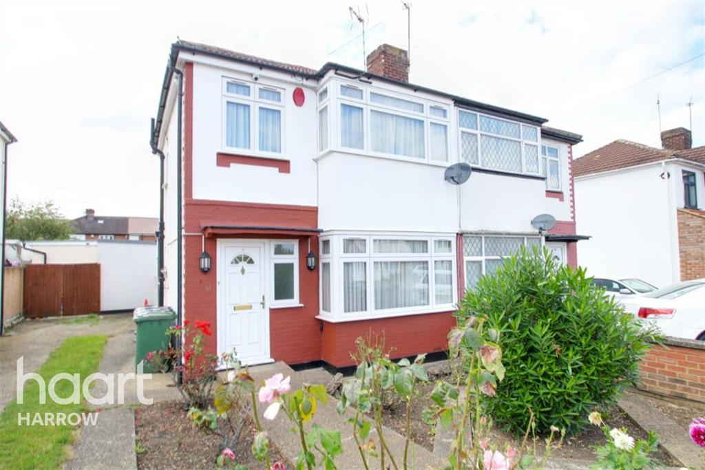 Aldridge Avenue, Stanmore HA7 3 bed semidetached house £2,200 pcm (£508 pw)
