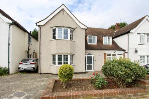 4 bedroom semi-detached house for sale, Elm Avenue, Ruislip HA4