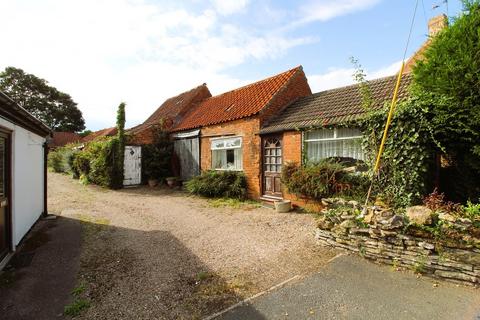 4 bedroom cottage for sale, High Street, Scotter