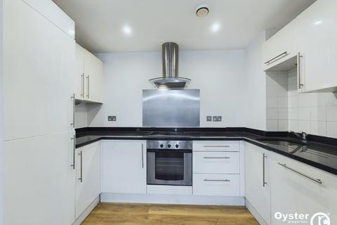 2 bedroom flat for sale, Ilford Hill, Icon Building, IG1