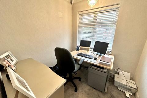 78 Acheson Road, Hall Green, Birmingham, B28 0TR
