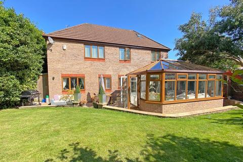 5 bedroom detached house for sale - Rhodes Drive, Harrogate