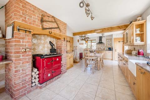 3 bedroom house for sale, Shawbury Heath, Shawbury, Shrewsbury, SY4 4EA.