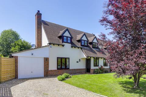 3 bedroom detached house to rent, High Street, Chrishall