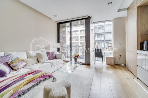 Studio to rent, Pearson Square, Fitzrovia, London