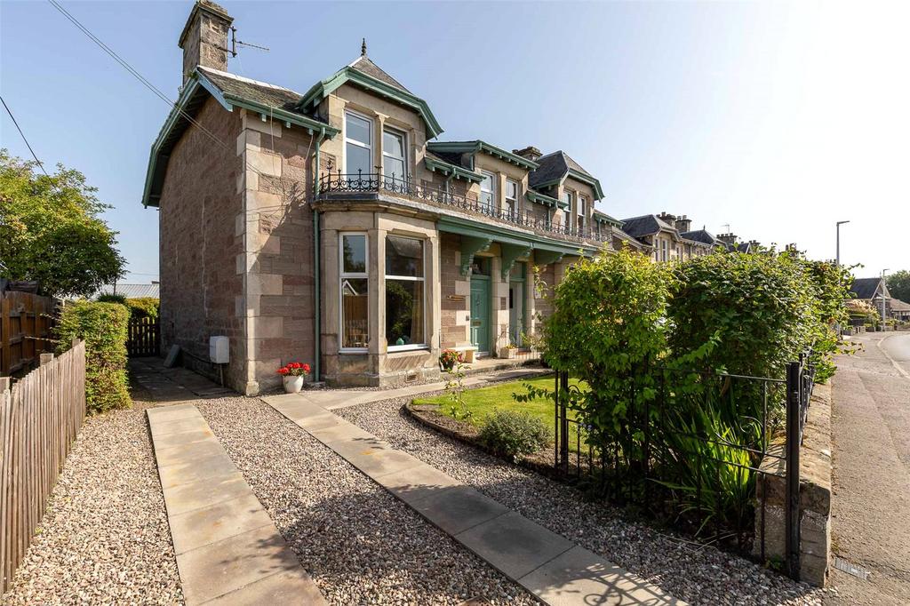 Ravendean, 1 Spens Crescent, Perth, PH1 4 bed semidetached house for