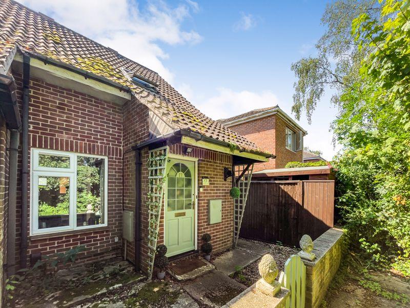 Hepworth Close