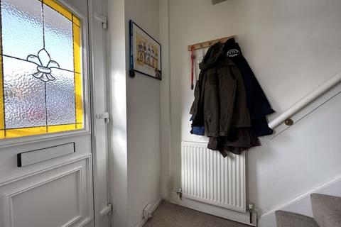 26 Gordon Drive, Tipton, DY4 7LZ