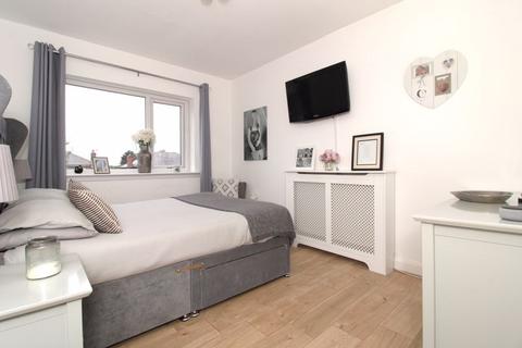 25 King George Crescent, Walsall, WS4 1EF