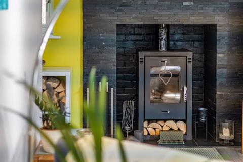 Rose Cottage Crossways Road, Grayshott, Hindhead, GU26 6HD